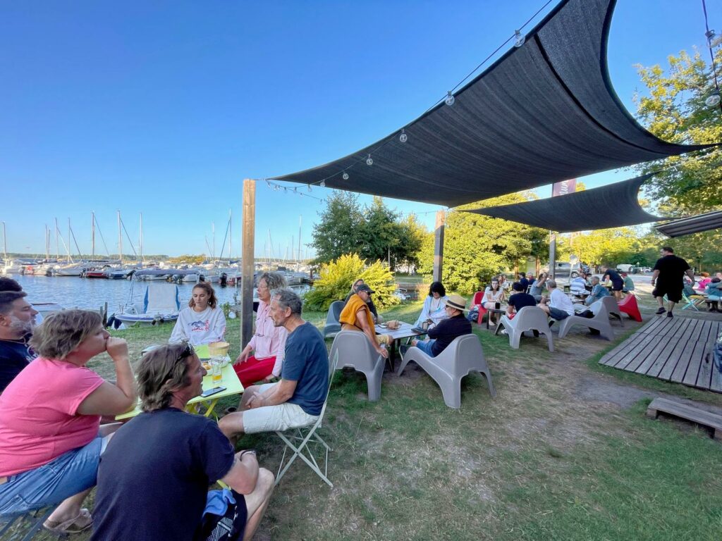 IMG-20240825-WA0009 Terrasse du Restaurant Le Fanum à Sanguinet au bord du lac