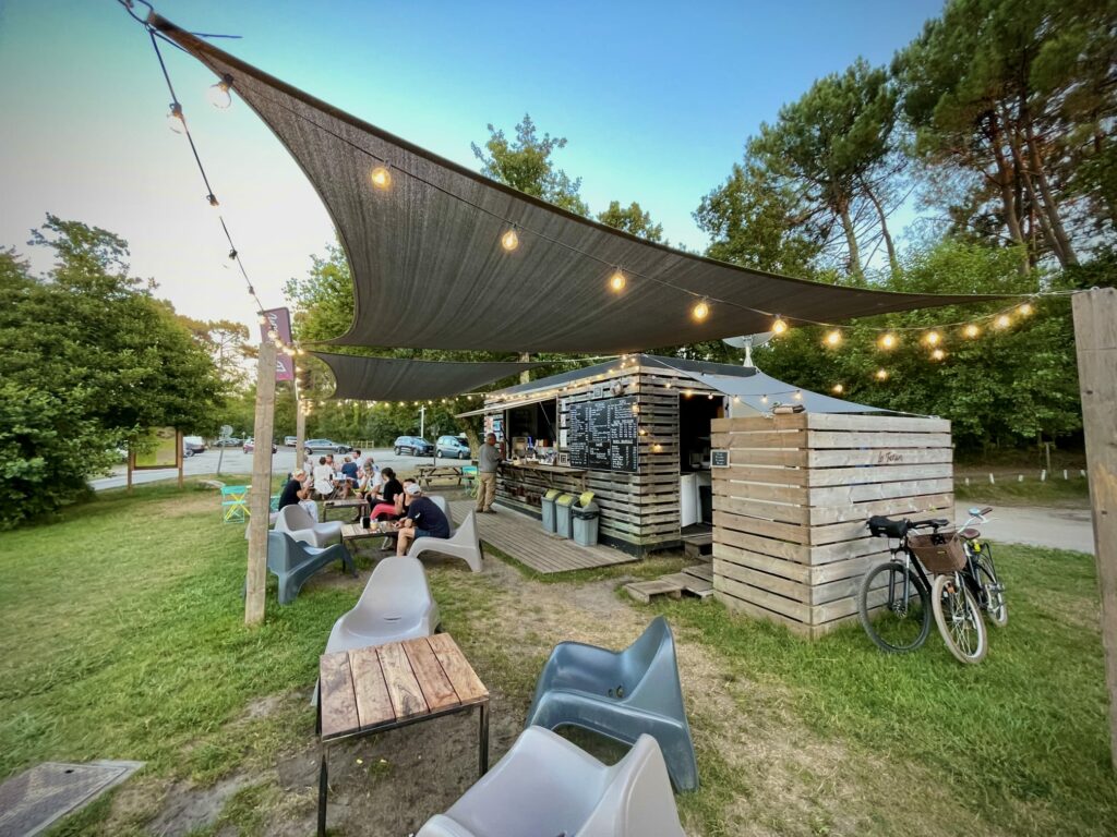 IMG-20240828-WA0003 Terrasse du Restaurant Le Fanum à Sanguinet au bord du lac